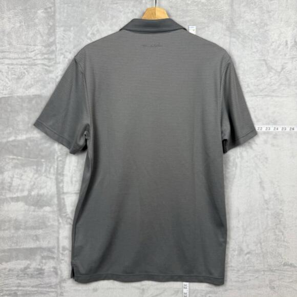 Travis Mathew Polo Shirt Size M Gray Striped Performance Golf Top Pocket Casual - Picture 4 of 9
